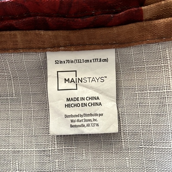 Tablecloth, fall colors, previously owned with few flaws, polyester - Picture 3 of 4